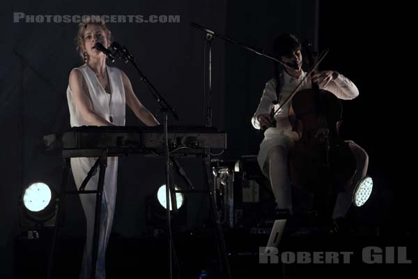 AGNES OBEL - 2017-05-14 - PARIS - Philharmonie de Paris 1 - 